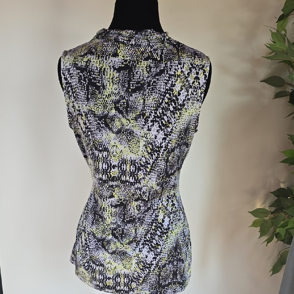 Source Unknown Multicolor Patterned Top - Picture 3 of 3